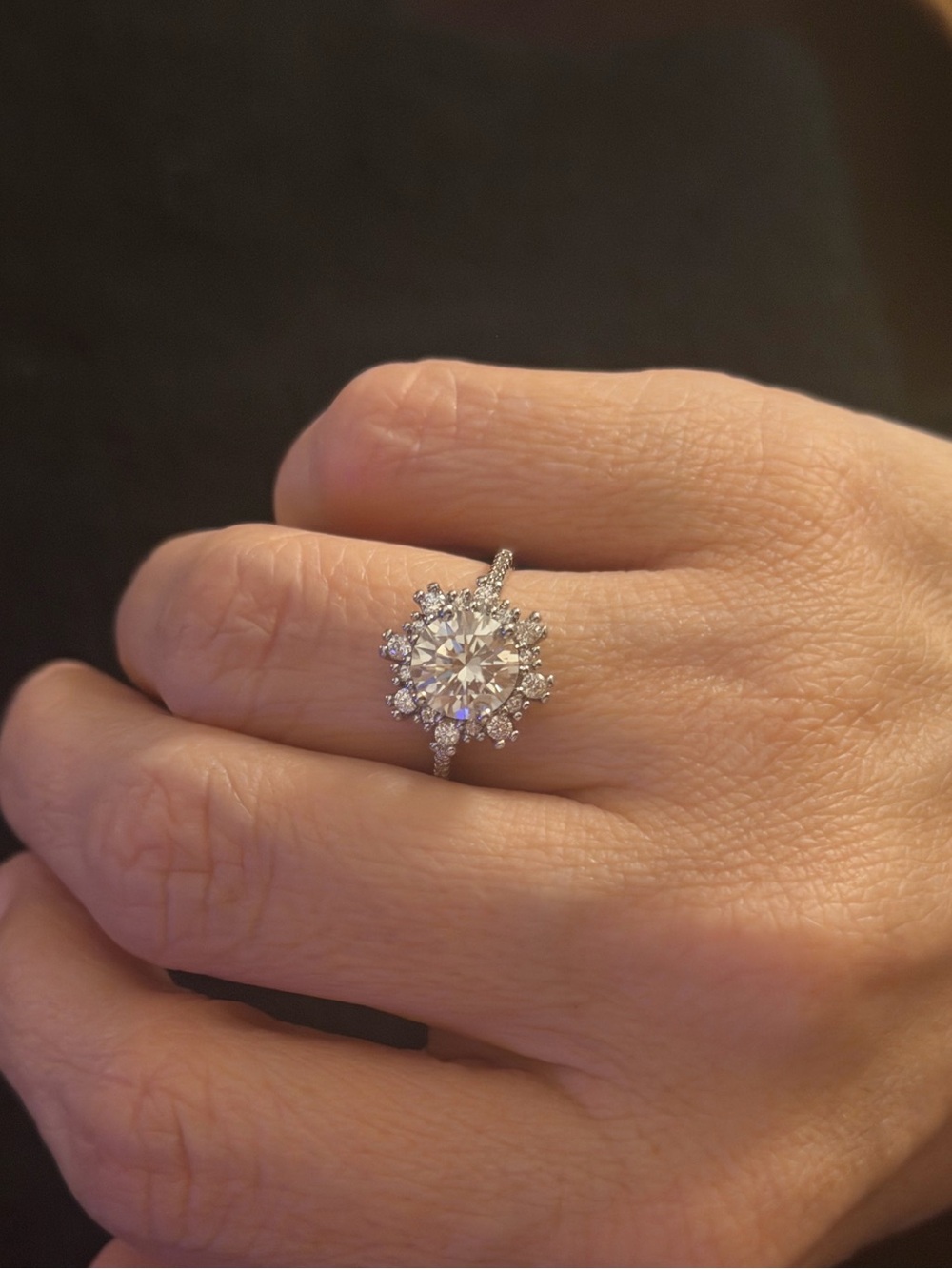 Moissanite Halo Cluster Ring 7